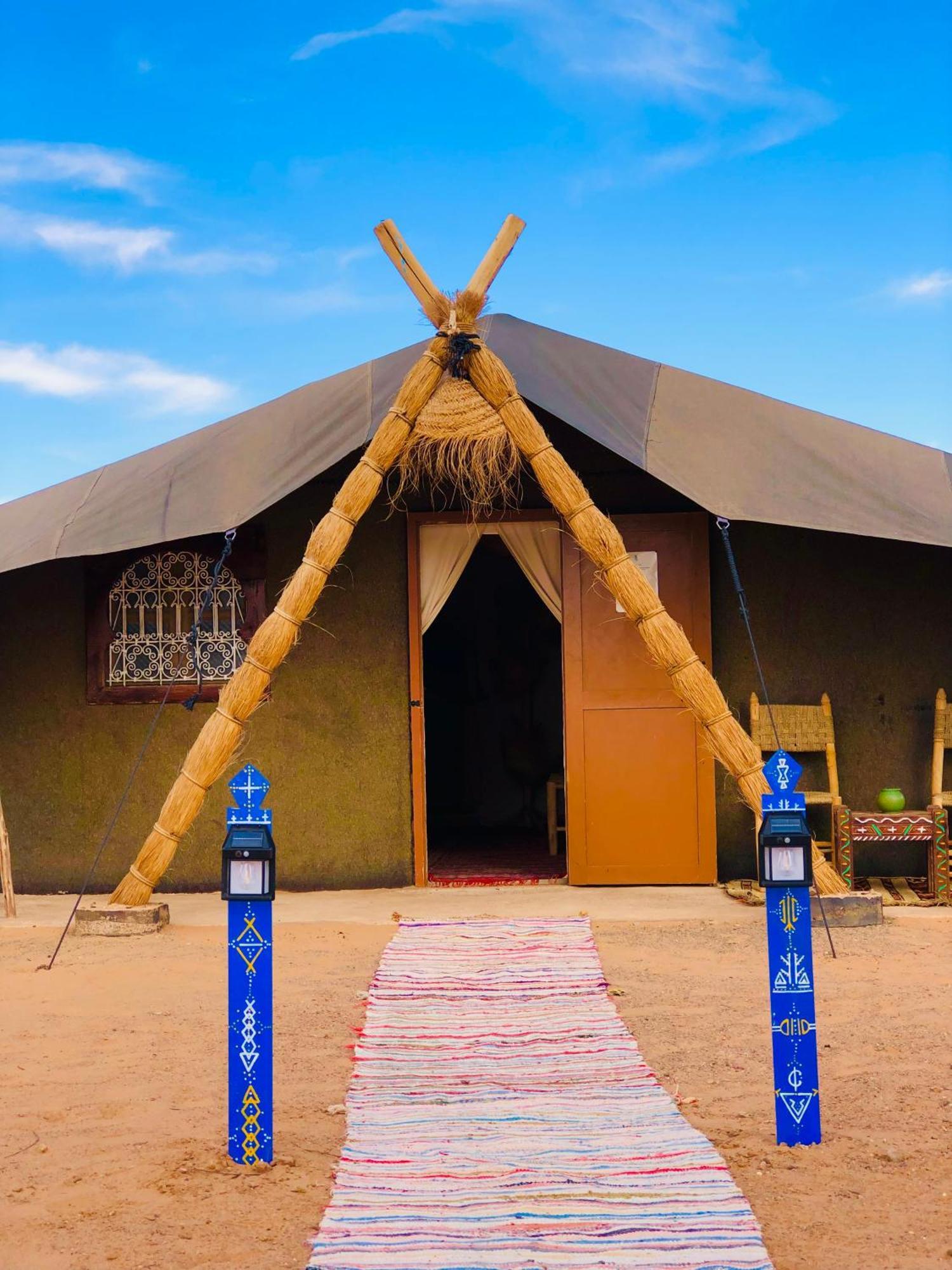 Pueblo Touareg - Private Tents Мерцуга Екстериор снимка
