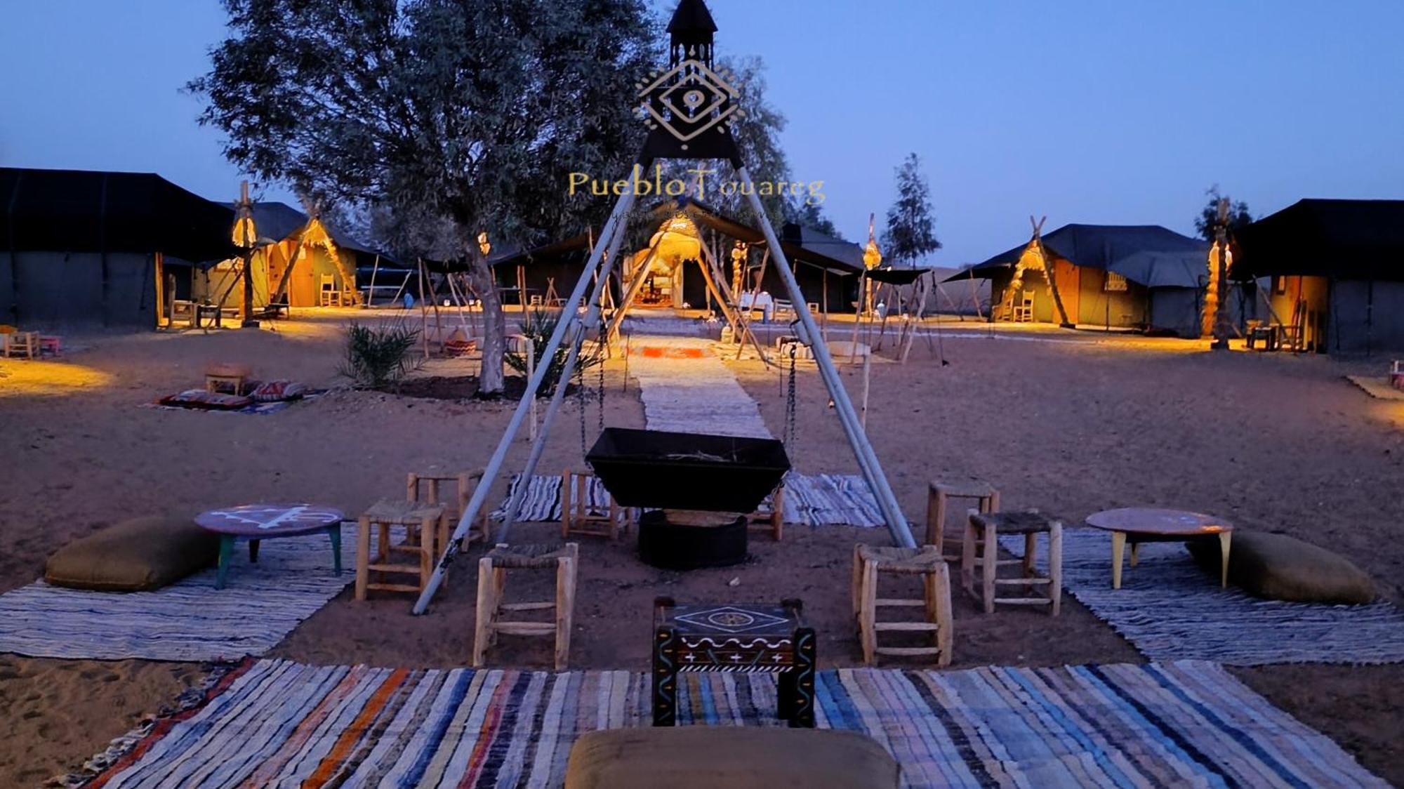 Pueblo Touareg - Private Tents Мерцуга Екстериор снимка